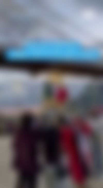 Post media background