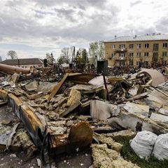 Кому війна, а кому мати рідна avatar