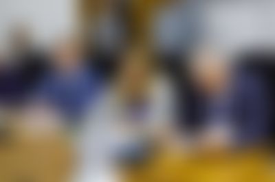 Post media background