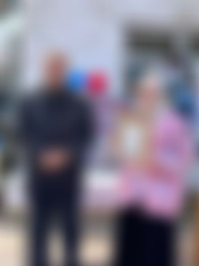 Post media background