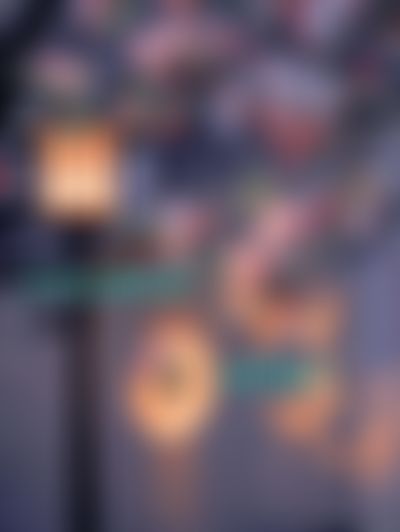 Post media background