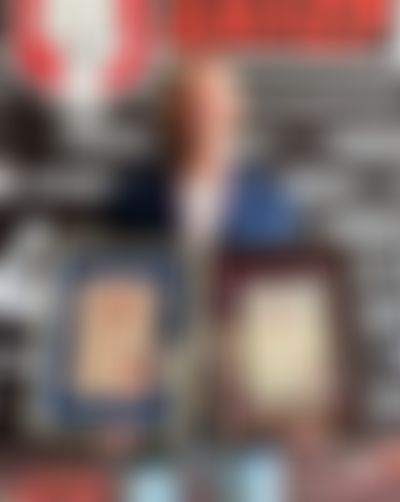 Post media background