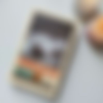 Post media background