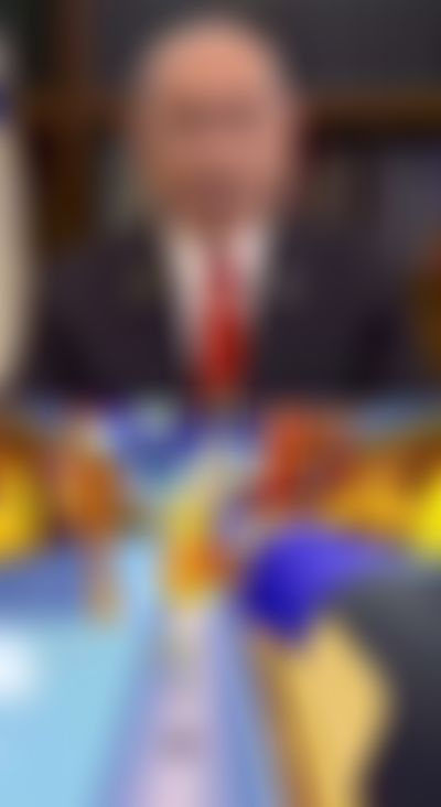 Post media background