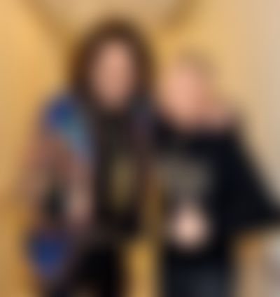 Post media background