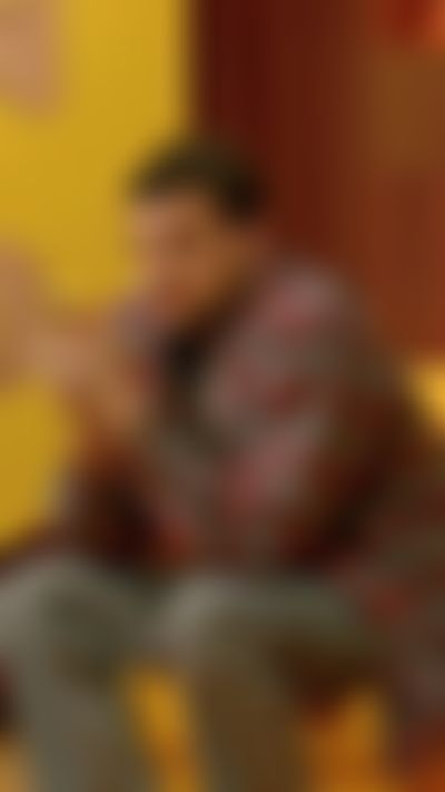 Post media background