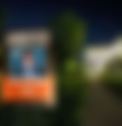 Post media background