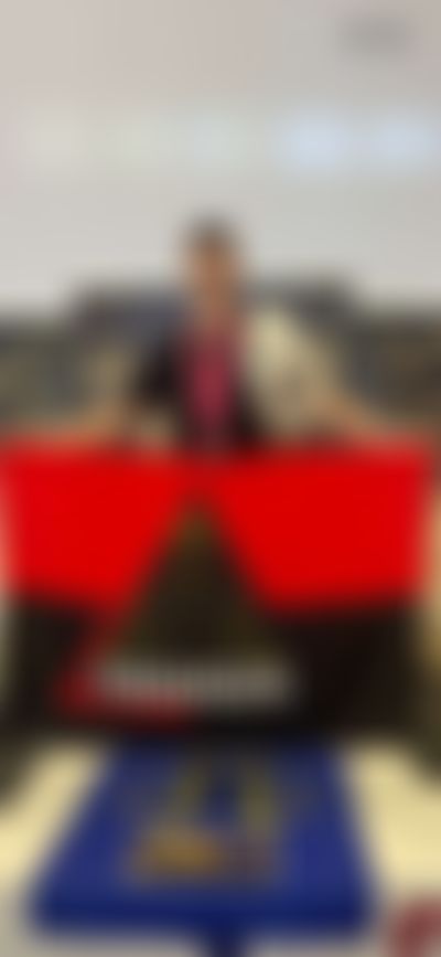 Post media background