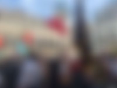Post media background