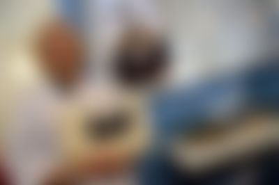 Post media background