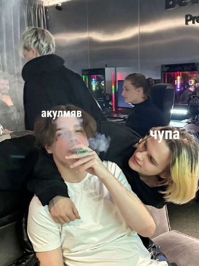 Post media