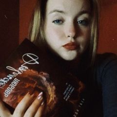 закат на книжной полке❤️🔥 avatar