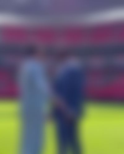 Post media background
