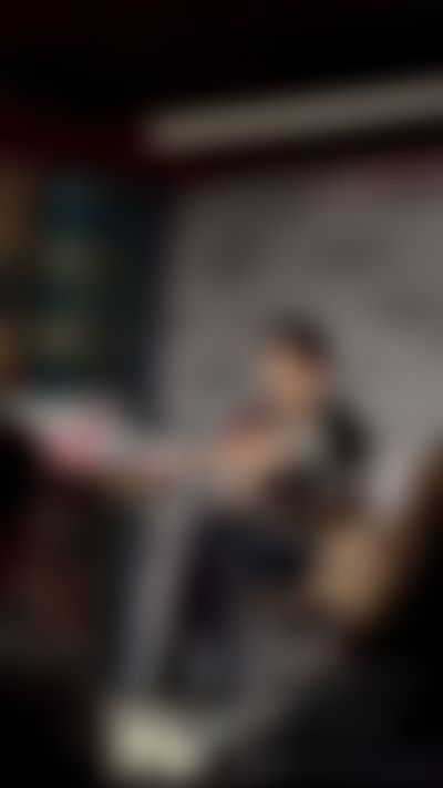 Post media background
