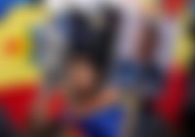 Post media background