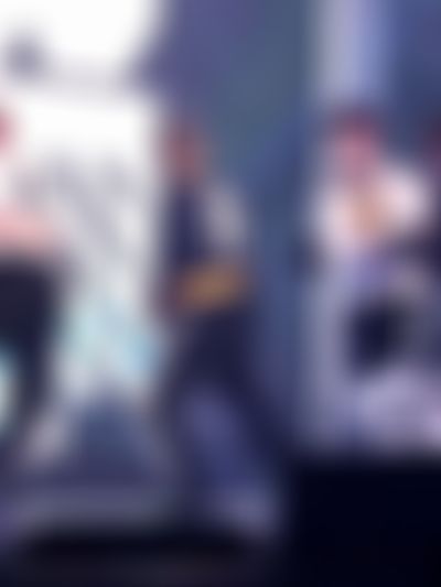 Post media background