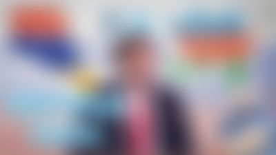 Post media background
