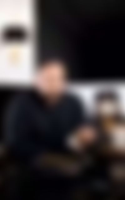 Post media background