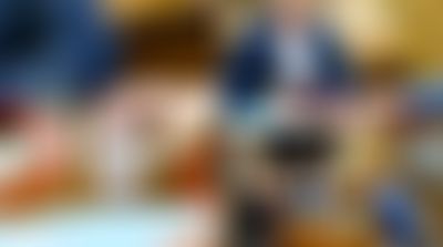 Post media background