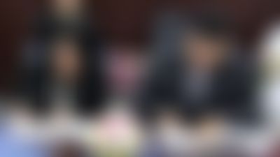 Post media background