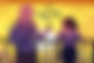 Post media background