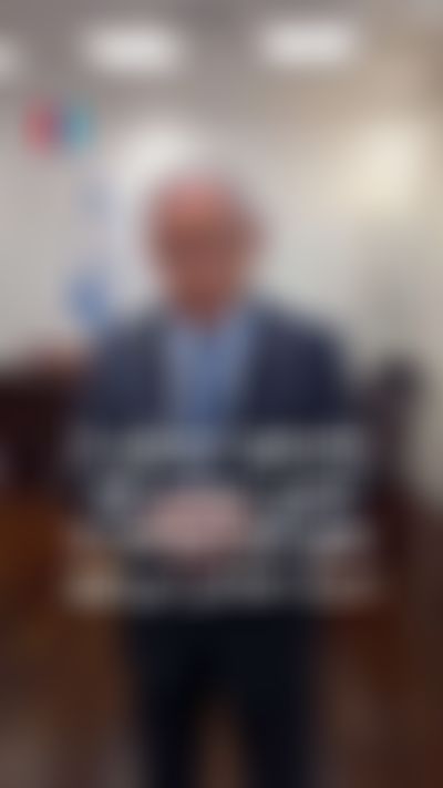 Post media background