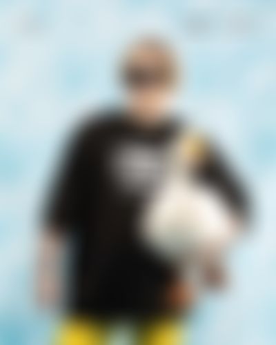 Post media background