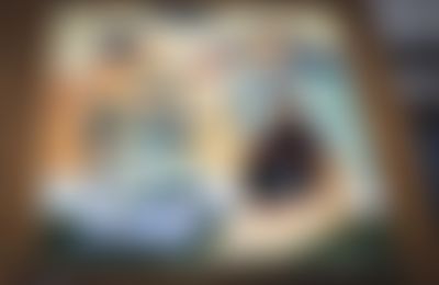 Post media background