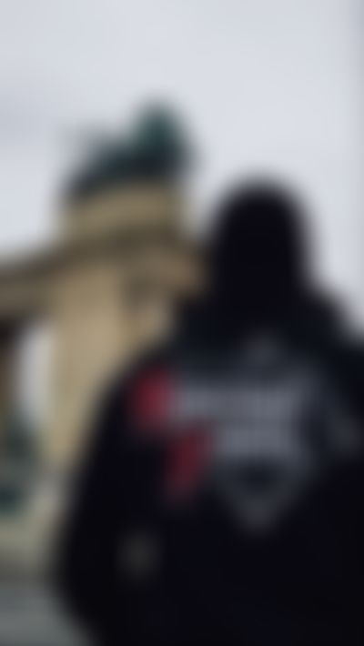 Post media background