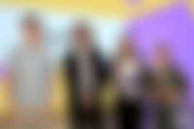 Post media background
