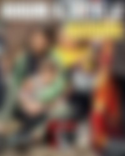 Post media background