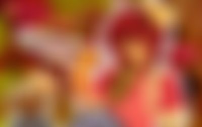 Post media background
