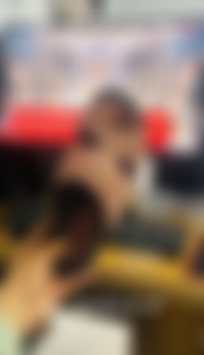 Post media background