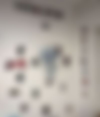 Post media background