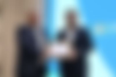 Post media background