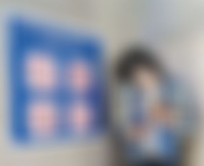 Post media background