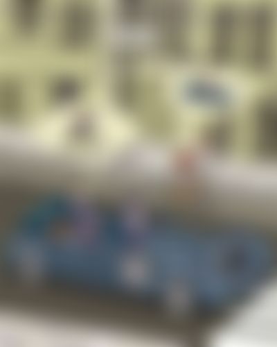 Post media background