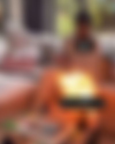 Post media background