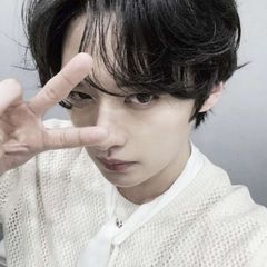 lee know avatar