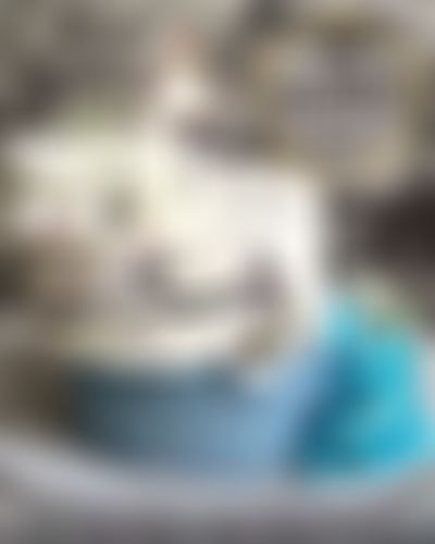 Post media background
