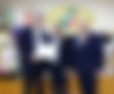 Post media background
