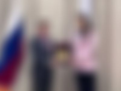Post media background