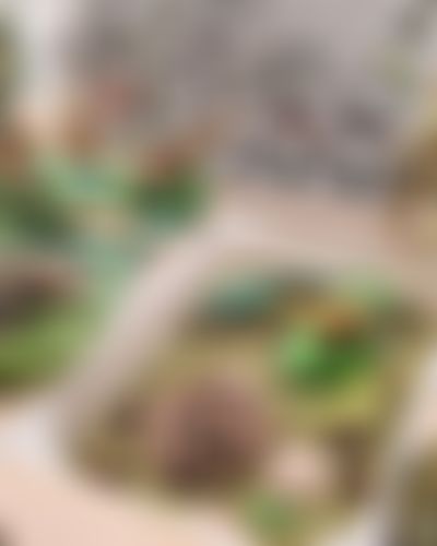 Post media background