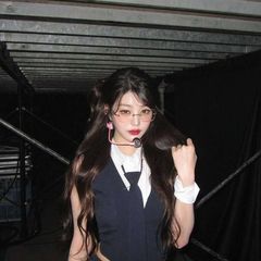 РЕПОСТЫ Jang Wonyoung avatar