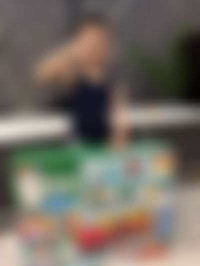 Post media background