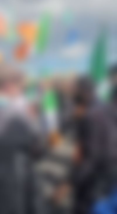 Post media background