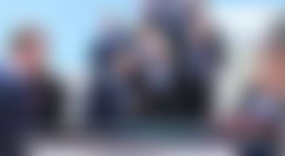 Post media background