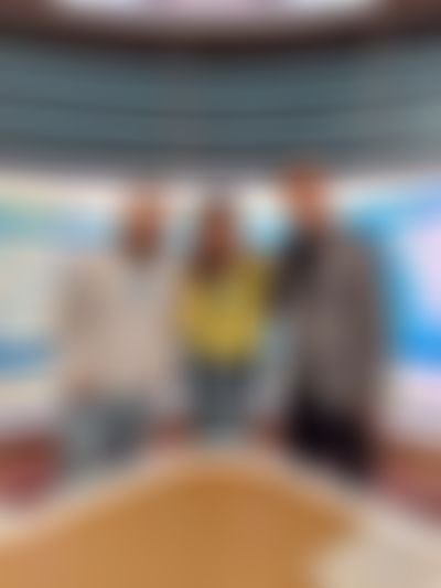 Post media background