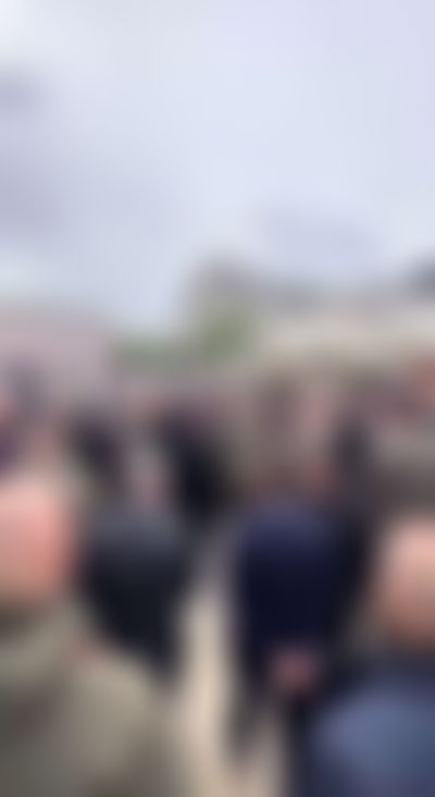 Post media background