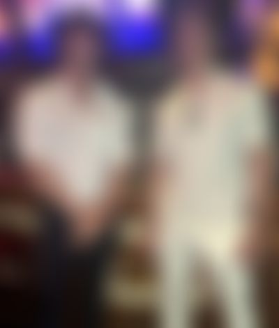 Post media background
